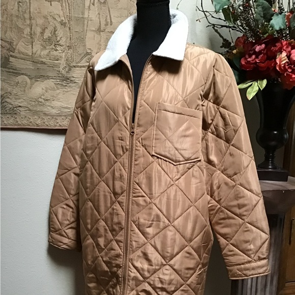 Active Wear Light Tan Quilted Coat, NWT, soft sheep style collar, medium - Picture 2 of 11